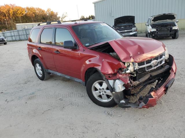 1FMCU0D77BKA72812 - 2011 FORD ESCAPE XLT RED photo 4