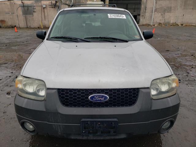 1FMYU03186KD54708 - 2006 FORD ESCAPE XLT SILVER photo 5