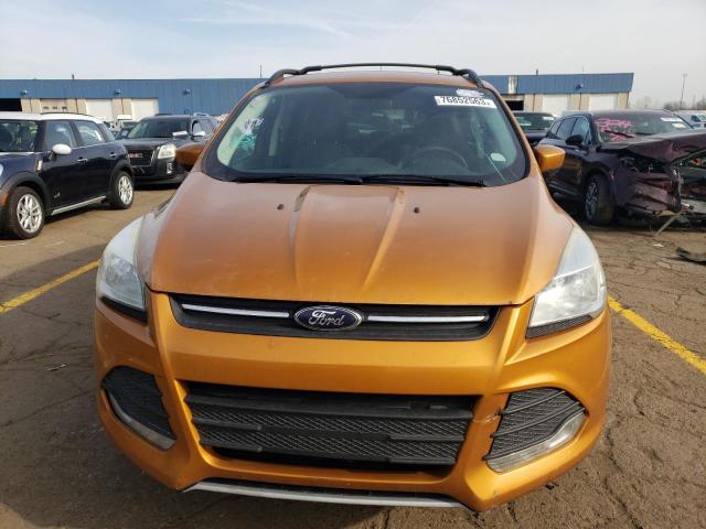 1FMCU9GX5GUC68839 - 2016 FORD ESCAPE SE ORANGE photo 5