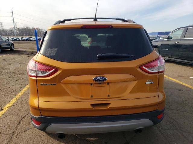 1FMCU9GX5GUC68839 - 2016 FORD ESCAPE SE ORANGE photo 6