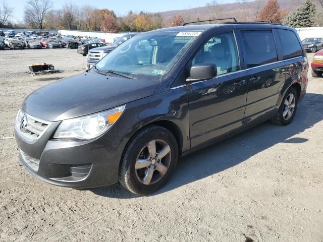 2V4RW3DG9BR670627 - 2011 VOLKSWAGEN ROUTAN SE BLACK photo 1