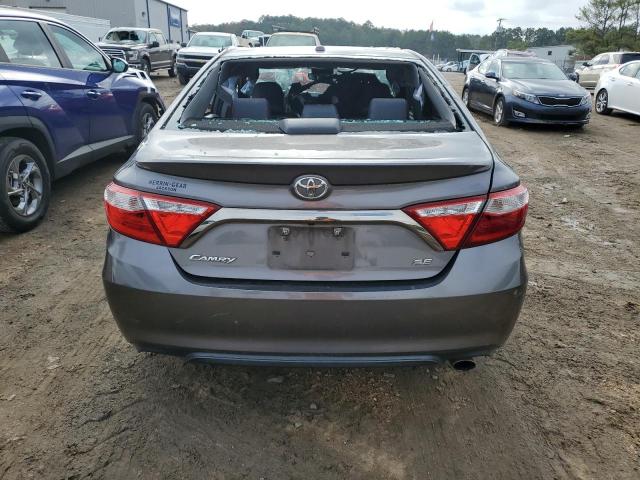 4T1BF1FK8GU518071 - 2016 TOYOTA CAMRY LE GRAY photo 6