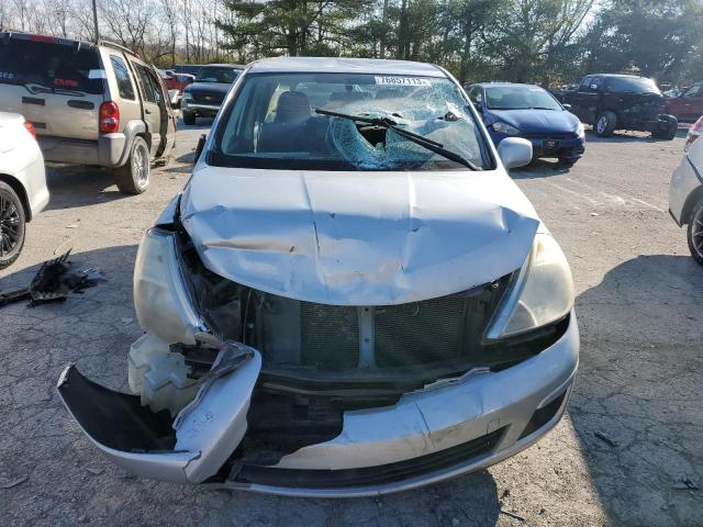 3N1BC11E19L418005 - 2009 NISSAN VERSA S SILVER photo 5