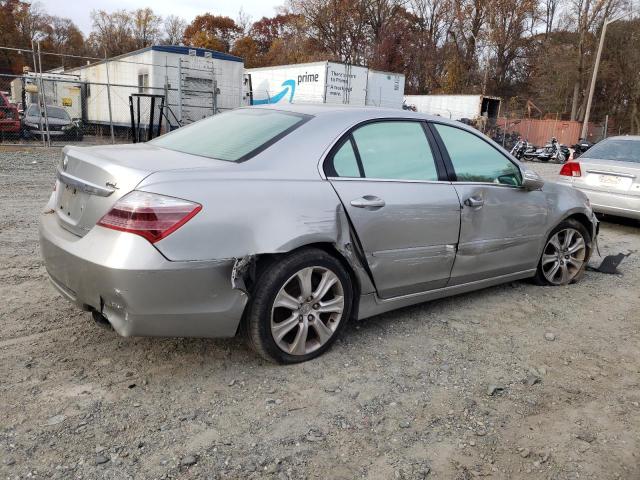 JH4KB2F68AC002703 - 2010 ACURA RL SILVER photo 3