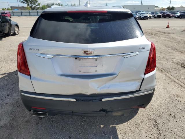 1GYKNCRS6JZ191589 - 2018 CADILLAC XT5 LUXURY SILVER photo 6