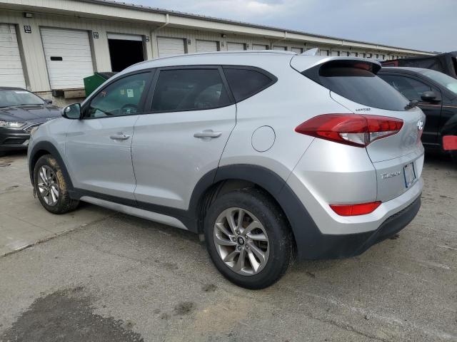 KM8J33A41JU642148 - 2018 HYUNDAI TUCSON SEL SILVER photo 2