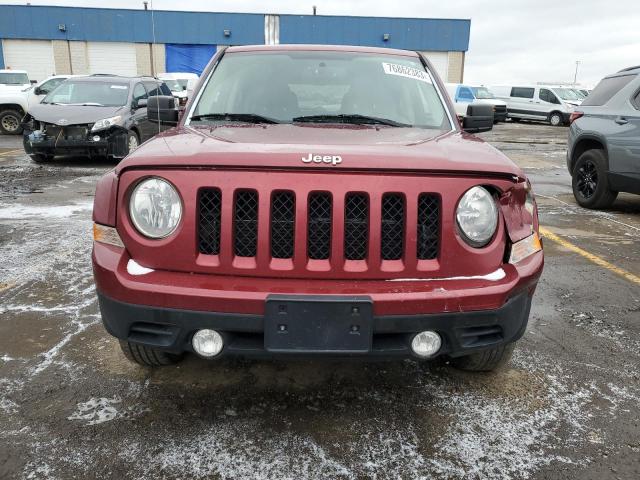 1C4NJRFB3FD155563 - 2015 JEEP PATRIOT LATITUDE RED photo 5