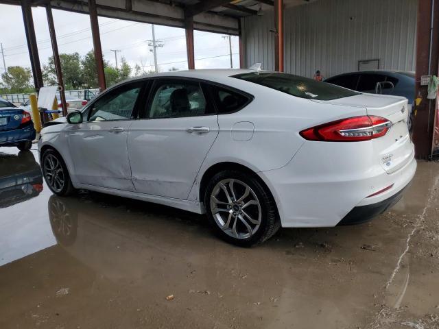 3FA6P0CD5KR150425 - 2019 FORD FUSION SEL WHITE photo 2