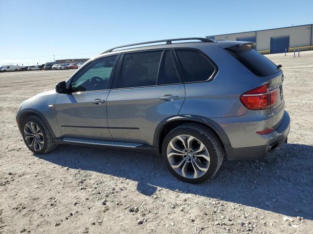 5UXZV8C55BL421081 - 2011 BMW X5 XDRIVE50I SILVER photo 2