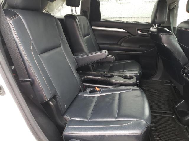5TDJKRFH0GS248952 - 2016 TOYOTA HIGHLANDER XLE WHITE photo 11