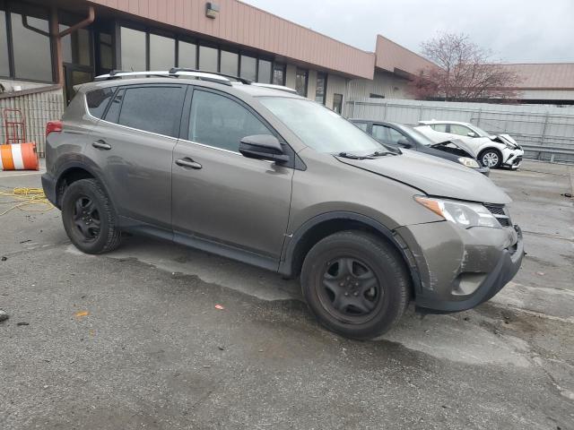 2T3BFREV9FW389497 - 2015 TOYOTA RAV4 LE BROWN photo 4