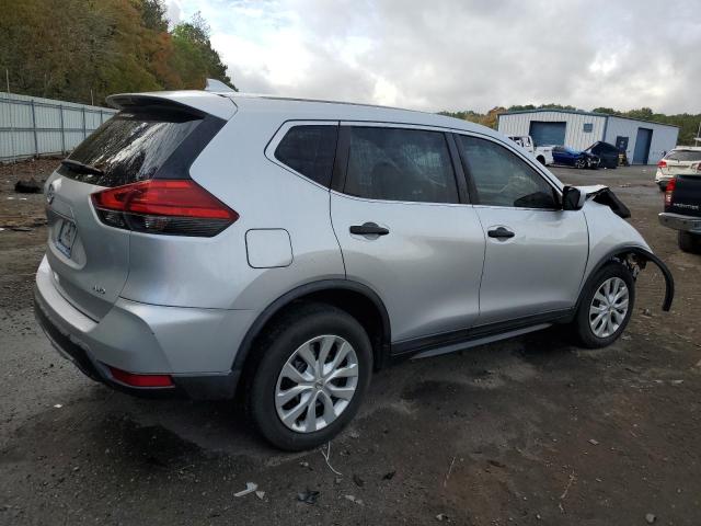 KNMAT2MV6HP535656 - 2017 NISSAN ROGUE S SILVER photo 3