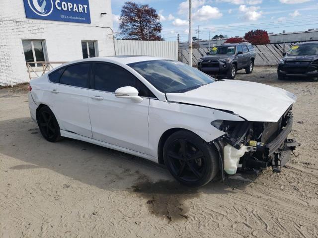 3FA6P0H72GR149470 - 2016 FORD FUSION SE WHITE photo 4