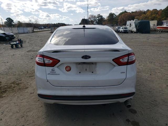 3FA6P0H72GR149470 - 2016 FORD FUSION SE WHITE photo 6