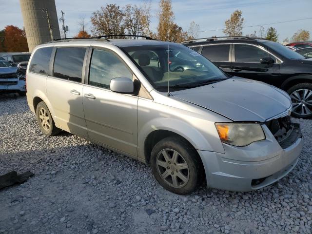 2A4RR8D19AR393478 - 2010 CHRYSLER TOWN & COU TOURING PLUS SILVER photo 4