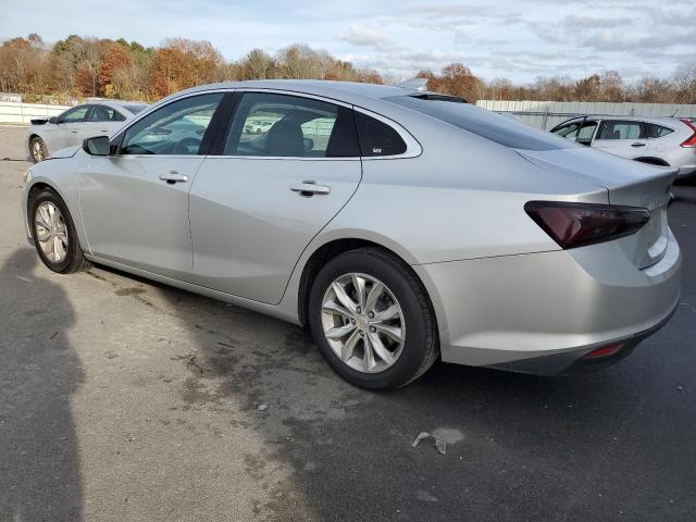 1G1ZD5ST1NF139499 - 2022 CHEVROLET MALIBU LT SILVER photo 2