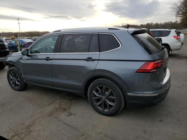 3VVMB7AX9PM073053 - 2023 VOLKSWAGEN TIGUAN SE GRAY photo 2