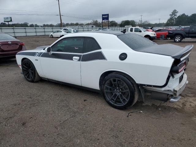 2C3CDZFJ8MH521219 - 2021 DODGE CHALLENGER R/T SCAT PACK WHITE photo 2