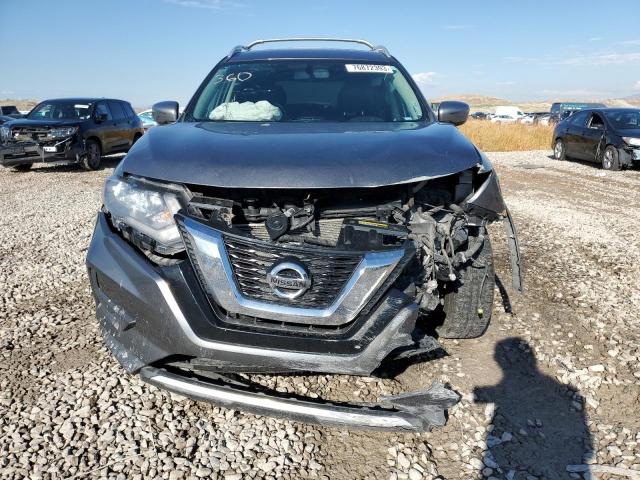 KNMAT2MV2HP528509 - 2017 NISSAN ROGUE S GRAY photo 5