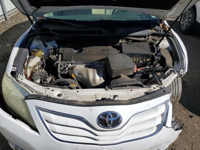 4T1BF3EK9BU584313 - 2011 TOYOTA CAMRY BASE WHITE photo 11