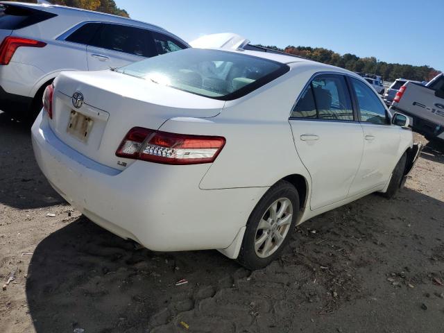 4T1BF3EK9BU584313 - 2011 TOYOTA CAMRY BASE WHITE photo 3