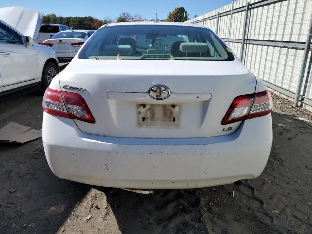 4T1BF3EK9BU584313 - 2011 TOYOTA CAMRY BASE WHITE photo 6