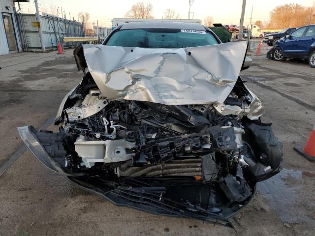 1FADP3F28JL298858 - 2018 FORD FOCUS SE SILVER photo 5