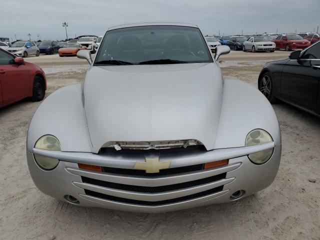1GCES14HX5B119594 - 2005 CHEVROLET SSR 银色 照片 5