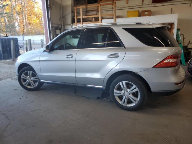 4JGDA5HB6CA019227 - 2012 MERCEDES-BENZ ML 350 4MATIC SILVER photo 2
