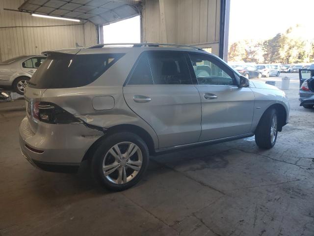 4JGDA5HB6CA019227 - 2012 MERCEDES-BENZ ML 350 4MATIC SILVER photo 3