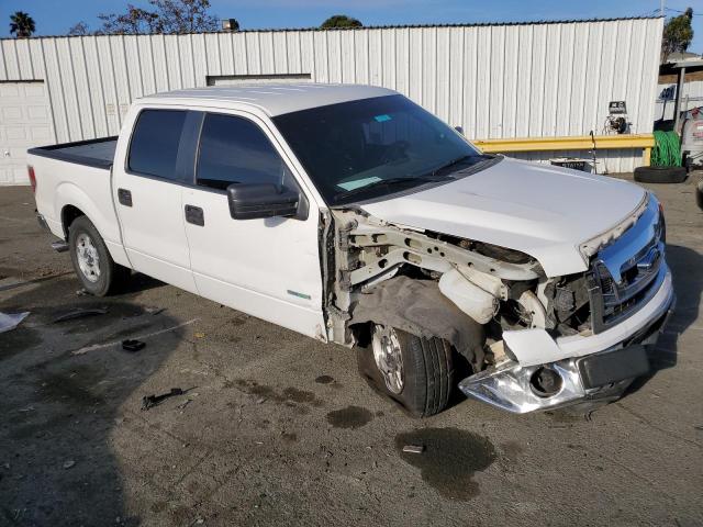 1FTFW1CT6DFB23325 - 2013 FORD F150 SUPERCREW WHITE photo 4