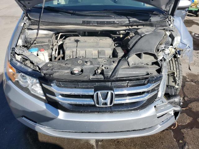 5FNRL5H68HB024564 - 2017 HONDA ODYSSEY EXL SILVER photo 12