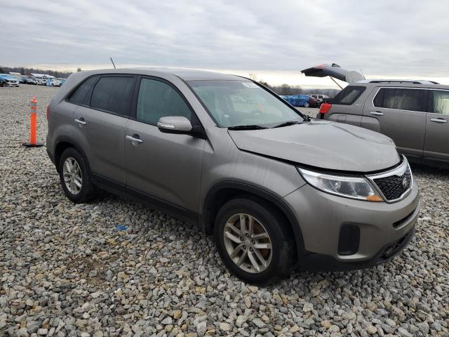 5XYKT3A62FG630559 - 2015 KIA SORENTO LX GRAY photo 4