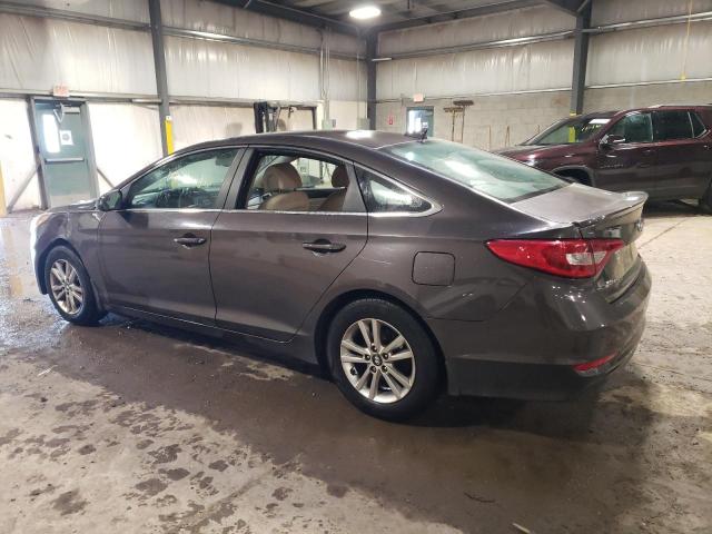 5NPE24AF5FH235984 - 2015 HYUNDAI SONATA SE GRAY photo 2