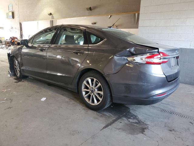 3FA6P0H70HR102200 - 2017 FORD FUSION SE GRAY photo 2