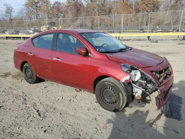 3N1CN7AP5JL816874 - 2018 NISSAN VERSA S RED photo 4