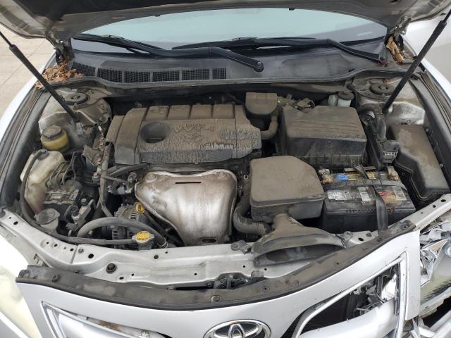 4T1BF3EKXBU684484 - 2011 TOYOTA CAMRY BASE SILVER photo 11