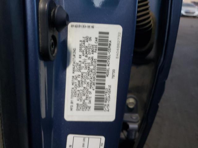 4T1BE32K52U550165 - 2002 TOYOTA CAMRY LE BLUE photo 12