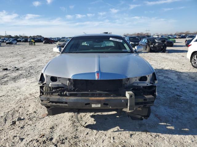 1LNHM81W42Y667176 - 2002 LINCOLN TOWN CAR EXECUTIVE SILVER photo 5
