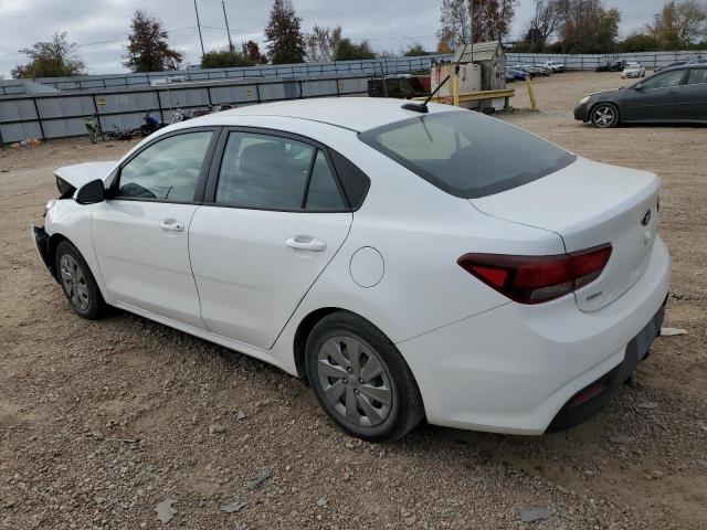 3KPA24AB2KE233040 - 2019 KIA RIO S WHITE photo 2