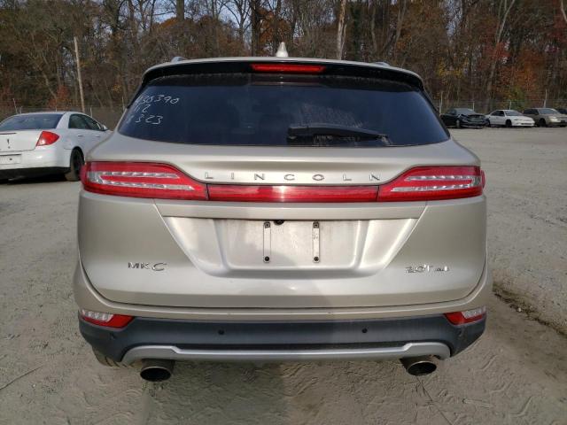 5LMCJ2D90HUL32435 - 2017 LINCOLN MKC SELECT Ոսկեգույն լուսանկար 6
