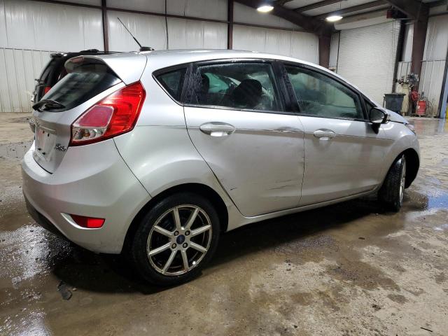 3FADP4EJXFM101595 - 2015 FORD FIESTA SE SILVER photo 3