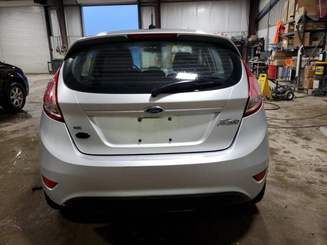 3FADP4EJXFM101595 - 2015 FORD FIESTA SE SILVER photo 6