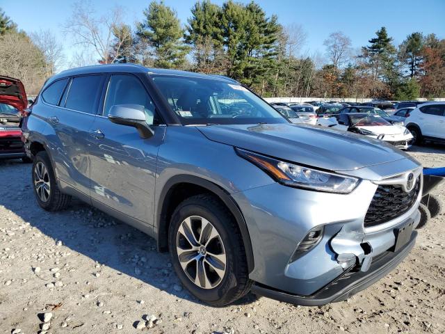 5TDGZRBH3LS033295 - 2020 TOYOTA HIGHLANDER XLE BLUE photo 4