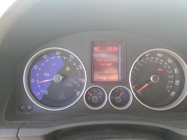 3VWBJ71KX8M049842 - 2008 VOLKSWAGEN GLI ნაცრისფერი ფოტო 9