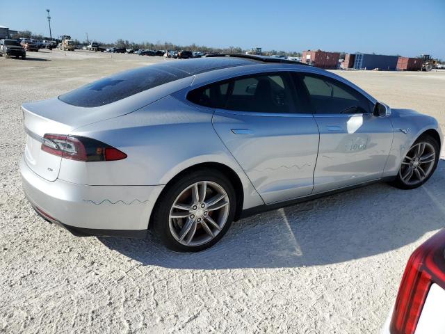 5YJSA1CG1DFP16935 - 2013 TESLA MODEL S Gümüş foto 3