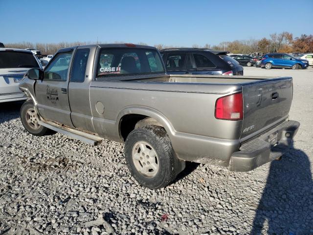 1GCDT19X138235043 - 2003 CHEVROLET S TRUCK S10 GRAY photo 2