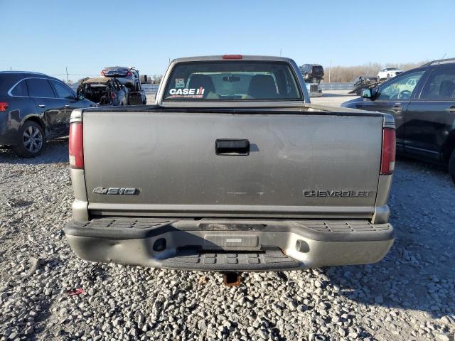 1GCDT19X138235043 - 2003 CHEVROLET S TRUCK S10 GRAY photo 6