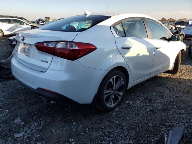 KNAFX4A82G5475208 - 2016 KIA FORTE EX WHITE photo 3