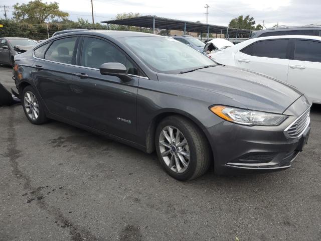 3FA6P0LU9HR318415 - 2017 FORD FUSION SE HYBRID CHARCOAL photo 4